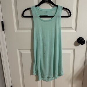 Women’s Light Green Tank Top Medium